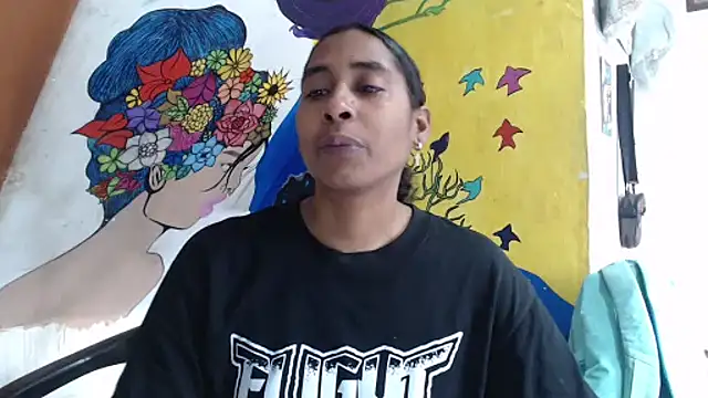 yohatinelly07 online show from February 4, 12:33 pm