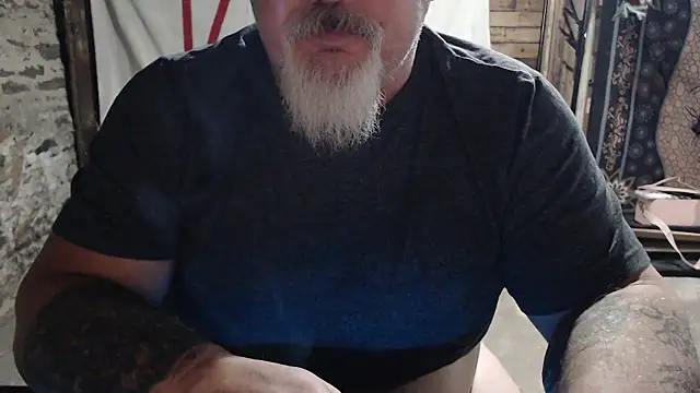 Newfiesausage1972 online show from January 19, 10:30 am