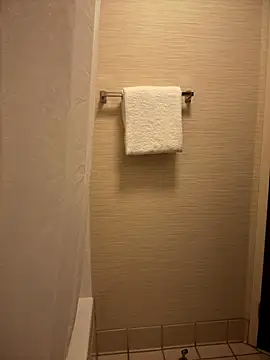 1BeautyN1Beast online show from October 18, 10:27 am