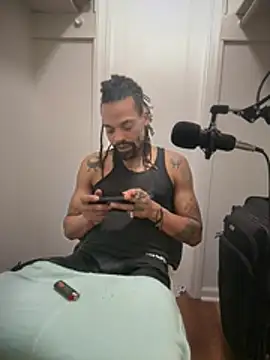 1BeautyN1Beast online show from February 17, 8:55 am