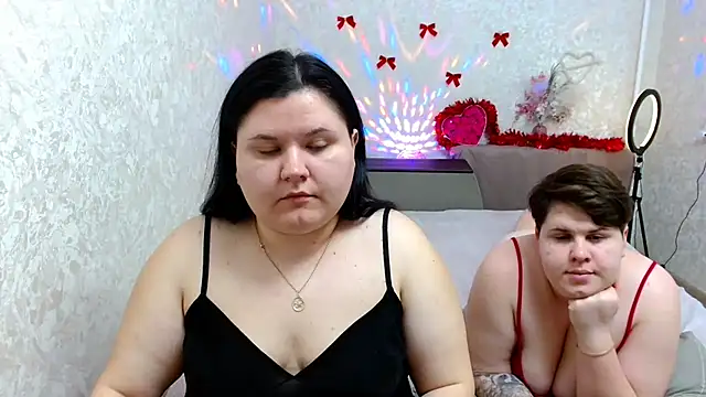 BeckyAndHellen online show from January 10, 9:20 pm