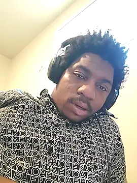 Snapshot of gaimov3r2024 chatting on October 20, 9:48 pm gaimov3r2024 online show from October 20, 9:48 pm