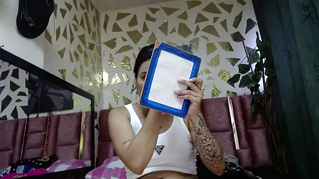 Snapshot of Yaumiko chatting on October 7, 11:40 am Yaumiko online show from October 7, 11:40 am