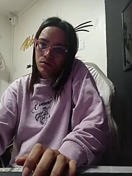 Snapshot of Yaumiko chatting on October 27, 12:09 pm Yaumiko online show from October 27, 12:09 pm