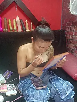 Snapshot of Yaumiko chatting on October 29, 11:34 am Yaumiko online show from October 29, 11:34 am