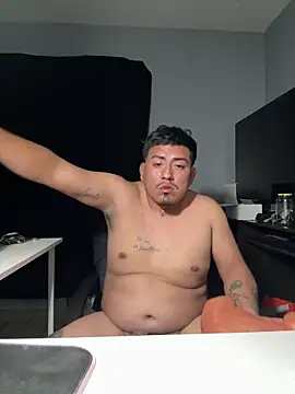 Luisrtrrr online show from December 18, 6:19 am