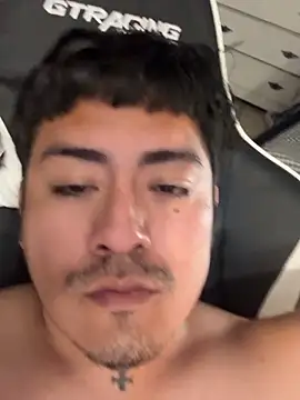 Luisrtrrr online show from March 9, 3:32 am