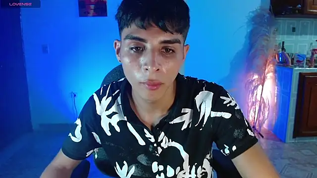 justin alexxx online show from January 29, 3:01 am