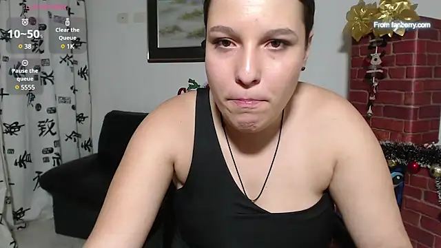 Snapshot of alexia_87 chatting on December 16, 1:21 am alexia 87 online show from December 16, 1:21 am