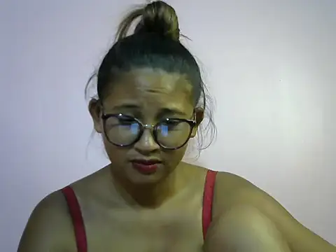 Snapshot of karen_sexy69 chatting on February 15, 5:17 pm karen sexy69 online show from February 15, 5:17 pm