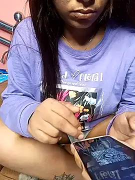 Snapshot of Divya_girl chatting on January 16, 8:43 am Divya girl online show from January 16, 8:43 am