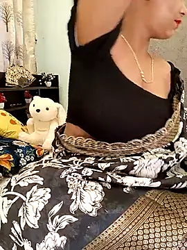 Snapshot of Divya_girl chatting on September 13, 9:31 am Divya girl online show from September 13, 9:31 am