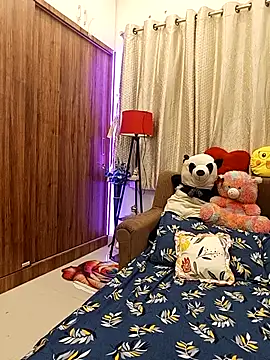 Snapshot of Divya_girl chatting on July 6, 7:27 pm Divya girl online show from July 6, 7:27 pm