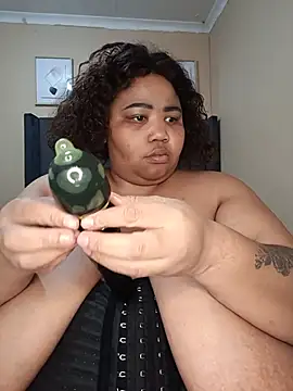 Snapshot of XXSEXYBBW94 chatting on July 12, 11:01 am XXSEXYBBW94 online show from July 12, 11:01 am