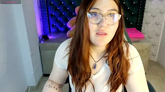 Snapshot of conniejames_m chatting on July 18, 10:41 am conniejames m online show from July 18, 10:41 am