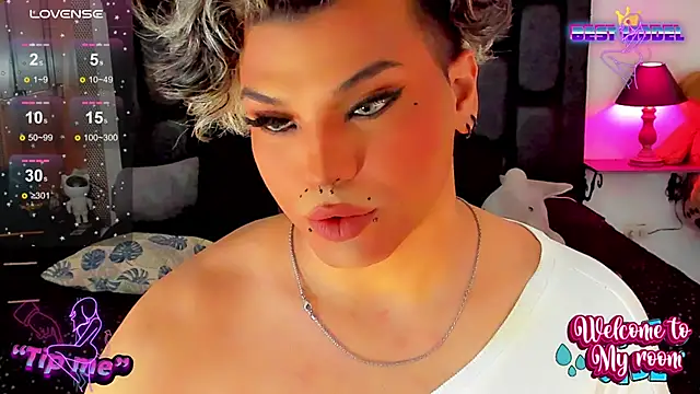 Snapshot of angels_srednal chatting on December 17, 1:05 pm angels srednal online show from December 17, 1:05 pm