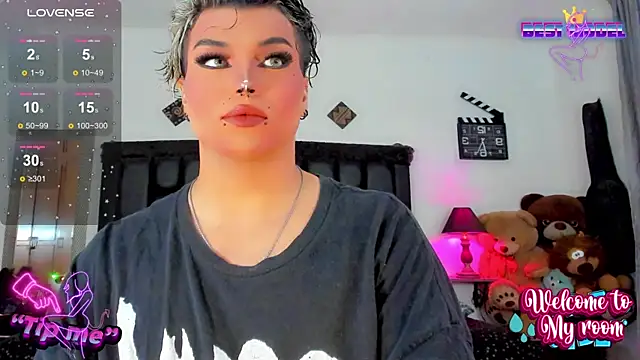 Snapshot of angels_srednal chatting on December 23, 1:35 pm angels srednal online show from December 23, 1:35 pm