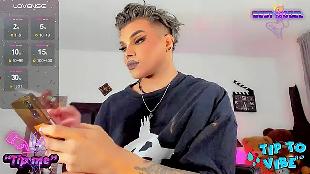 Snapshot of angels_srednal chatting on January 7, 6:56 pm angels srednal online show from January 7, 6:56 pm