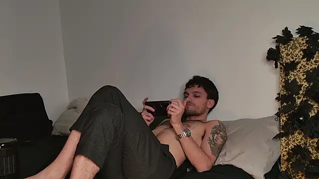 Snapshot of JackDesFeux chatting on December 4, 8:34 am JackDesFeux online show from December 4, 8:34 am