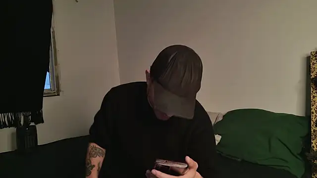 Snapshot of JackDesFeux chatting on January 5, 9:40 pm JackDesFeux online show from January 5, 9:40 pm