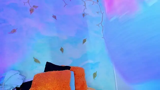 SaturnooStonee online show from October 9, 5:38 am