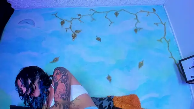 SaturnooStonee online show from April 11, 12:48 am