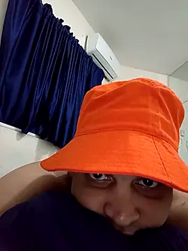 luismanuel 1998 online show from November 30, 2:37 am