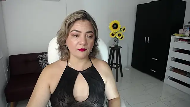 ana milf online show from February 9, 11:25 am