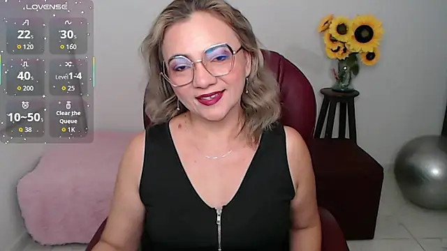 Snapshot of ana_milf chatting on February 9, 1:59 pm ana milf online show from February 9, 1:59 pm