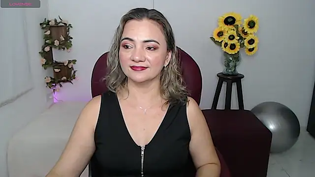 Snapshot of ana_milf chatting on March 12, 12:44 pm ana milf online show from March 12, 12:44 pm