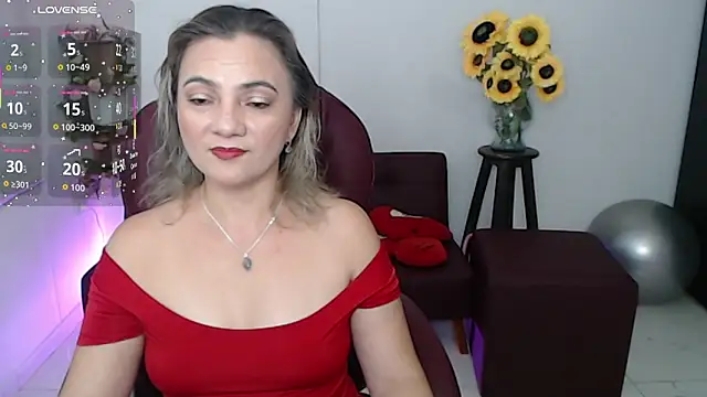 Snapshot of ana_milf chatting on April 8, 1:22 pm ana milf online show from April 8, 1:22 pm