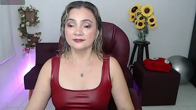Snapshot of ana_milf chatting on April 15, 12:45 pm ana milf online show from April 15, 12:45 pm