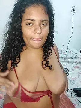 Snapshot of Thifanyvip22 chatting on September 10, 4:01 am Thifanyvip22 online show from September 10, 4:01 am