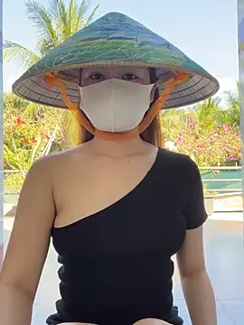 BabyThree  online show from March 22, 8:40 am