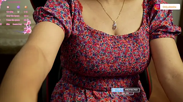 Snapshot of only_aleesha chatting on July 2, 5:52 pm only aleesha online show from July 2, 5:52 pm