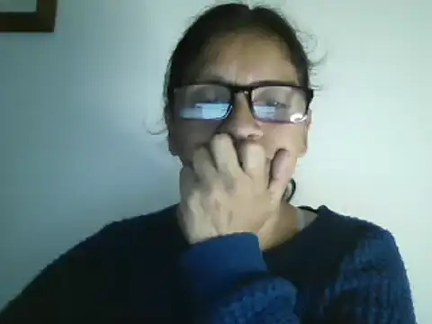 titssmall123 online show from February 18, 10:49 am