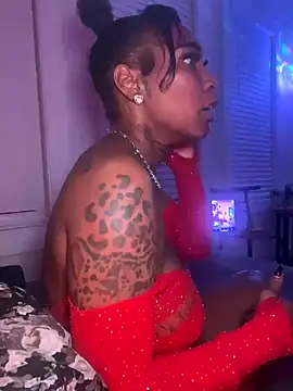 CUMQUEEN-XXX69 online show from November 24, 3:39 am