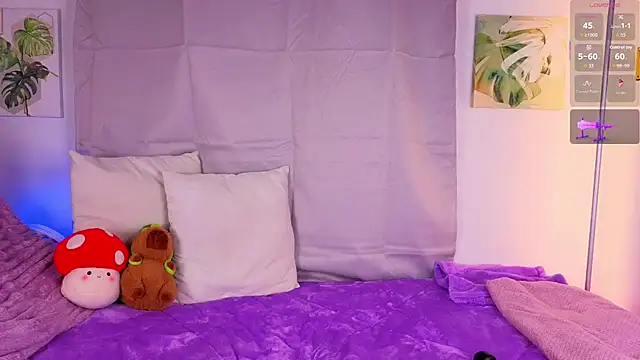 Heily Fox online show from November 17, 5:46 am