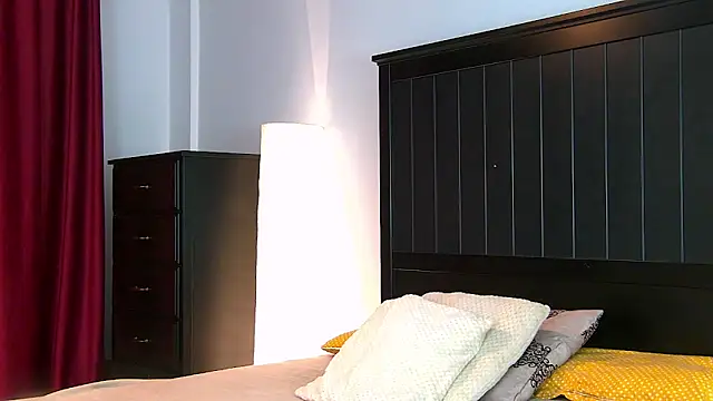 Yanira Muslim online show from October 24, 4:20 am