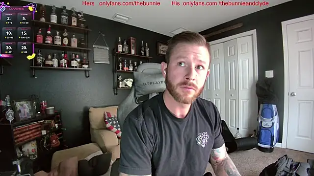 chillinthemosttt online show from October 29, 3:14 pm