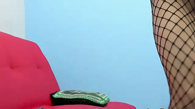 Latin Mature975 online show from November 29, 8:06 am