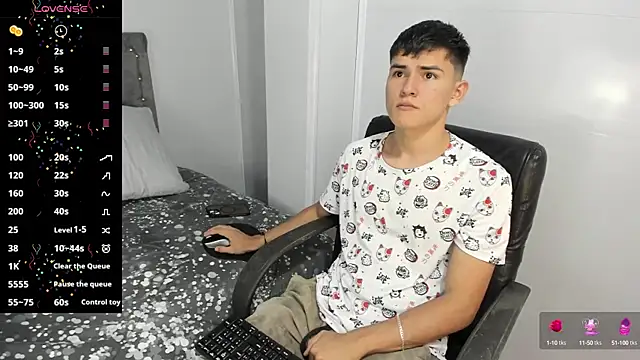 Jacobb Lee online show from December 26, 9:04 pm