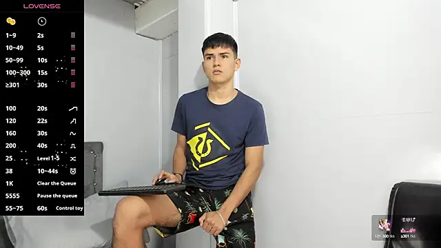 Jacobb Lee online show from December 30, 8:47 pm