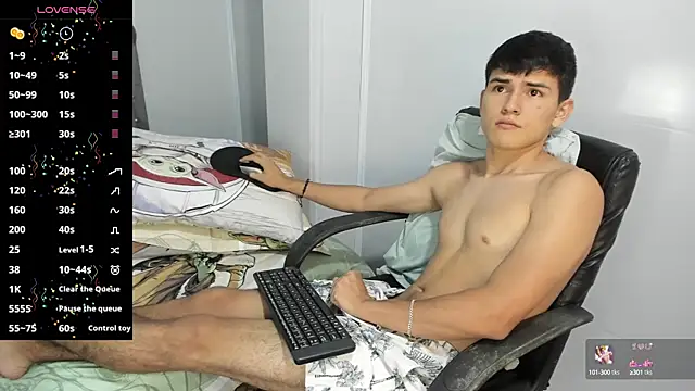 Jacobb Lee online show from January 18, 10:49 pm