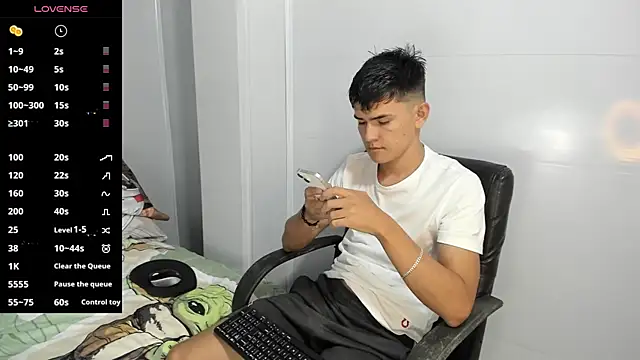 Jacobb Lee online show from February 7, 7:49 pm