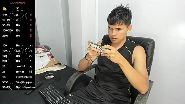 Jacobb Lee online show from February 20, 9:20 pm