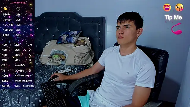 Jacobb Lee online show from October 4, 9:02 pm