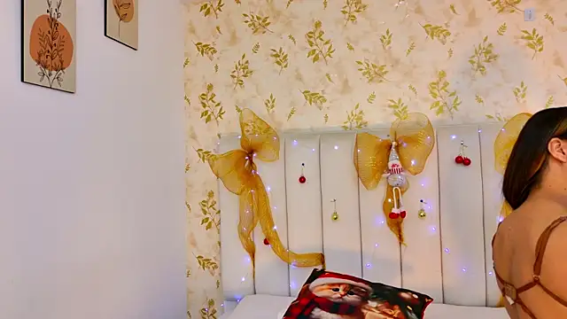 Sara Desire online show from December 14, 12:21 pm