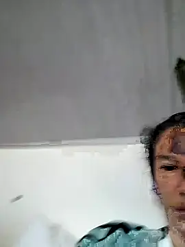 Snapshot of rebekka_simpson chatting on December 16, 12:32 pm rebekka simpson online show from December 16, 12:32 pm