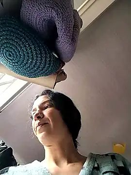 rebekka simpson online show from January 10, 12:29 pm